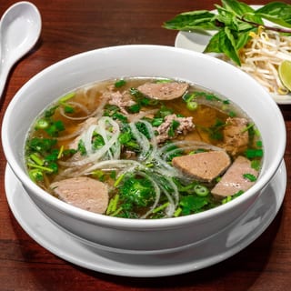 P1. Pho Dac Biet